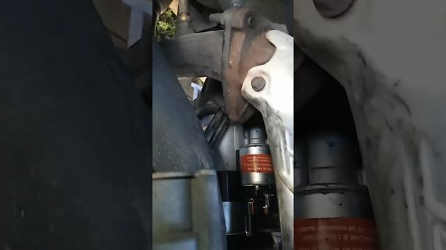 Starter removal and installation 03 Cadillac EXT смотреть онлайн