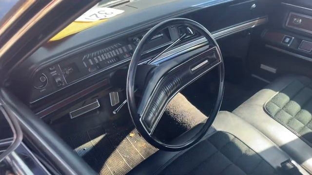 1972 Chrysler New Yorker Brougham
