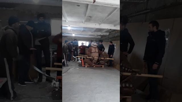 Готовим скульптуру весом 500 кг. к отправке. 1 - часть. смотреть онлайн