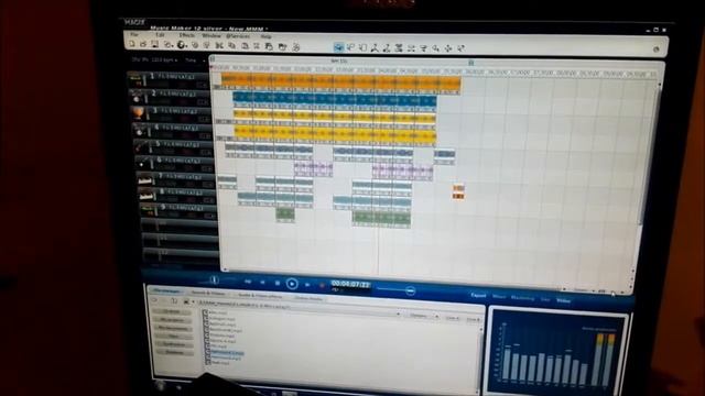 F L.Studio 12.4.2. Free version,MAGIX Music Maker 12. E-MU Xboard61 MIDI c, am f g смотреть онлайн