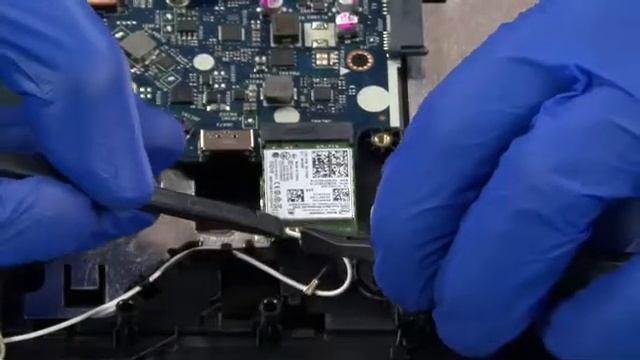 Lenovo ideapad 110 Wireless LAN Card REPLACEMENT смотреть онлайн