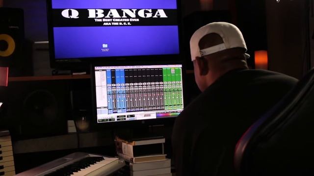 How To Mix A Hip Hop Vocal by Q Banga in Pro Tools смотреть онлайн