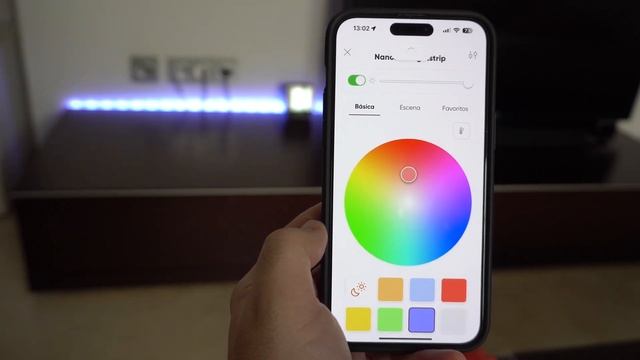 Nanoleaf Essentials, tira LED y bombilla compatibles con Matter смотреть онлайн