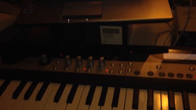 Ableton Live 8 / MBOX 2 Mini Interface / Korg MicroStation смотреть онлайн