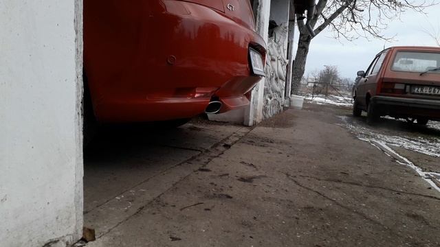 Alfa romeo GT 2.0 JTS start up engine sound смотреть онлайн