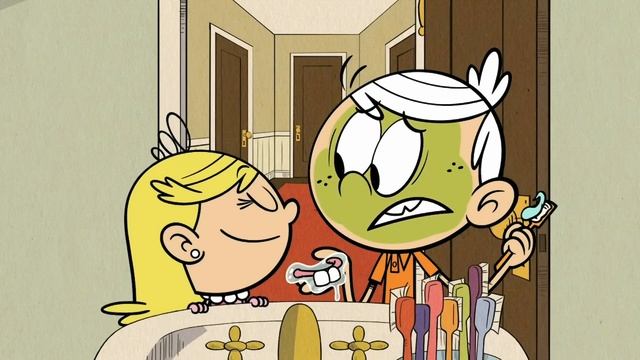 Una Casa de Locos | Lola, la reina del desfile | España | Nickelodeon en Español смотреть онлайн