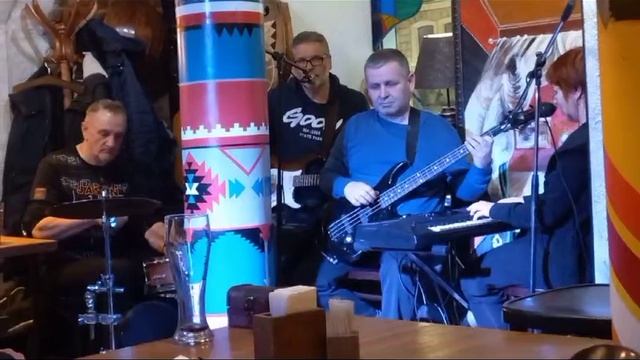 Your_latest_trick_within_drums_Sunduk[1]
