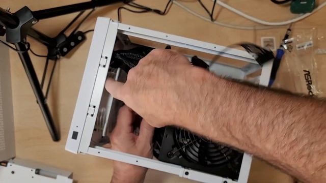 OPENCORE iTX Build with Logic Pro X Benchmarks! смотреть онлайн