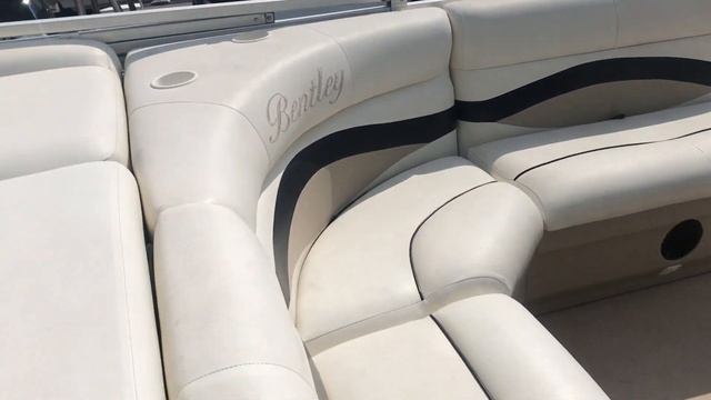 Used 2010 Bentley Encore for Sale at MarineMax Pensacola смотреть онлайн