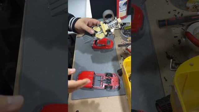 Jaguar E-Type Coupé 1:18 Bburago Teil 2 смотреть онлайн
