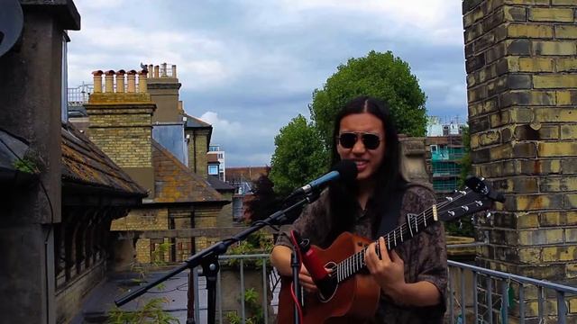 dozen districts - in solitude - live on a roof (with lyrics) смотреть онлайн