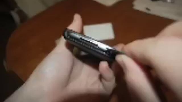 How to Open the Griffin iClear iPod Touch Case смотреть онлайн