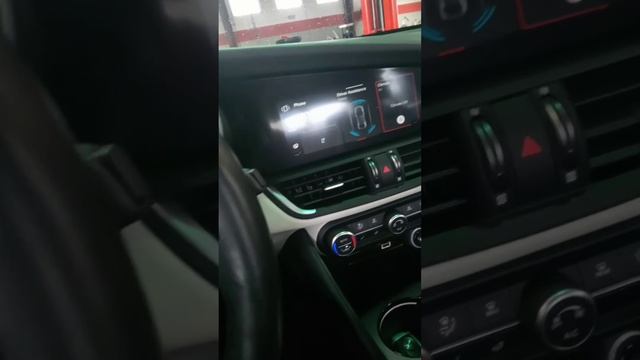 2020 Alfa Romeo Giulia How to check your Oil Level 🔥🔥🔥 смотреть онлайн