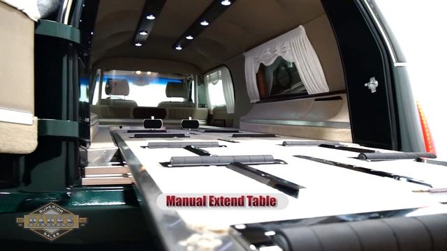 2011 S&S Coach Cadillac DTS "Victoria" Hearse (BU500112) смотреть онлайн