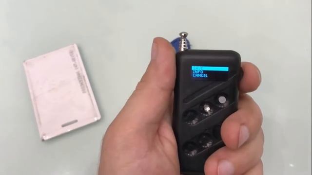 The RFID card & marker emulation with the updated universal remote control смотреть онлайн