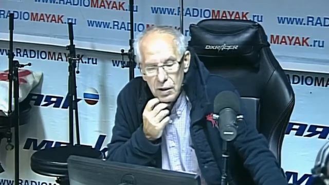 Путешествие по Нижней Саксонии на двух Volkswagen смотреть онлайн