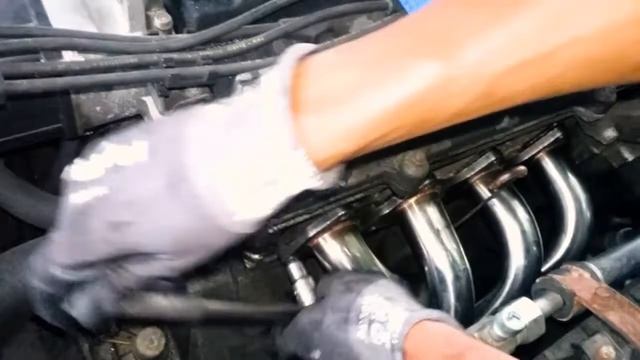 Headers Install on a 94-01 Acura Integra смотреть онлайн