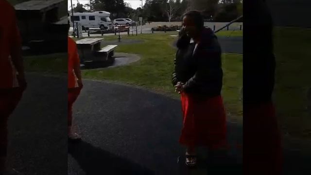 Raraun iaon Rotorua irouia te nati n Nonouti смотреть онлайн