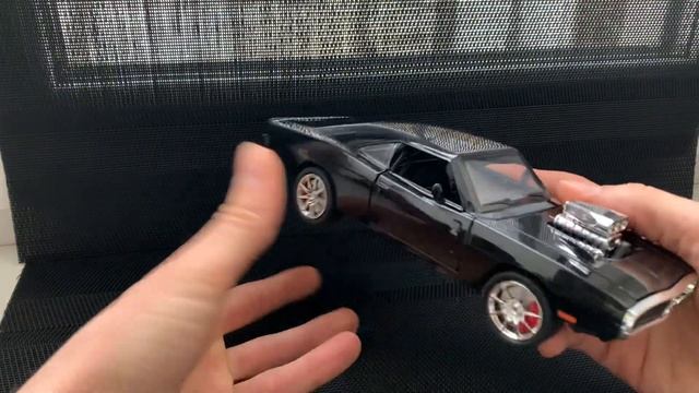 Машинка Dodge Charger R/T (1970) смотреть онлайн