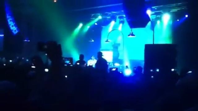 Mac Miller cover of Wonderwall, Wanksta, Sweet Home Alabama Live смотреть онлайн