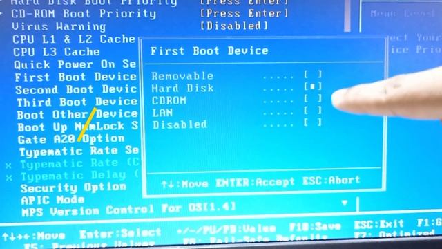 Windows setup in Esonic motherboard bios. -FridayFriend смотреть онлайн