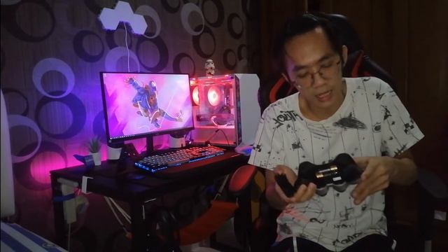 Review Logitech F710 "Wireless" - Worth It?? смотреть онлайн