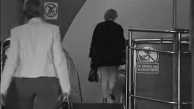 Metro Down by Kerim Ragimov, 2006, 10 min. video loop смотреть онлайн