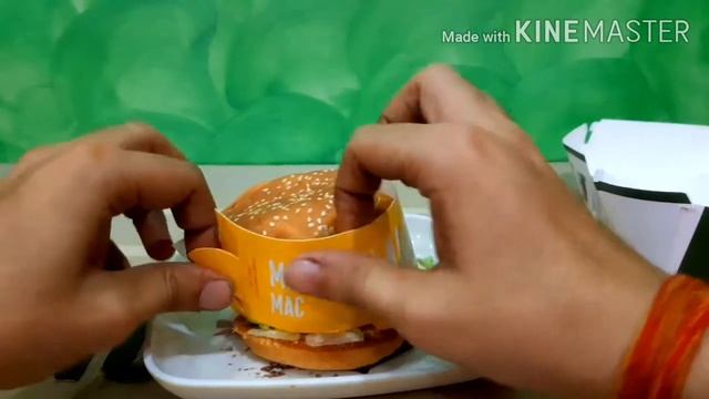 MacDonald Veg Maharaja Mac Burger Review смотреть онлайн