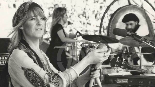 Fleetwood Mac - Songbird - Isolated Vocals смотреть онлайн