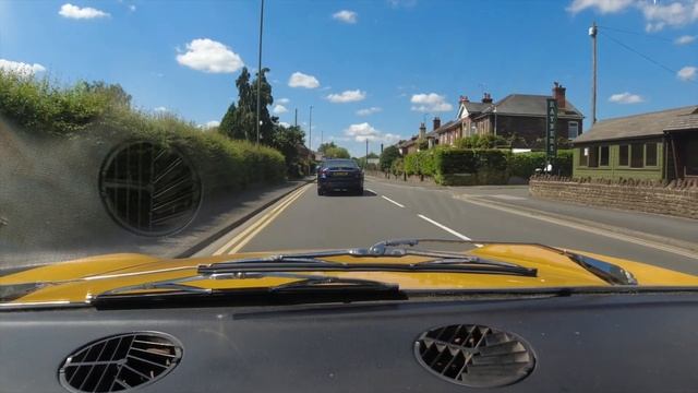 Alfa Romeo 1750 GTV Mark 1 Bertone 1969 – Short Drive in Surrey No. 3 смотреть онлайн