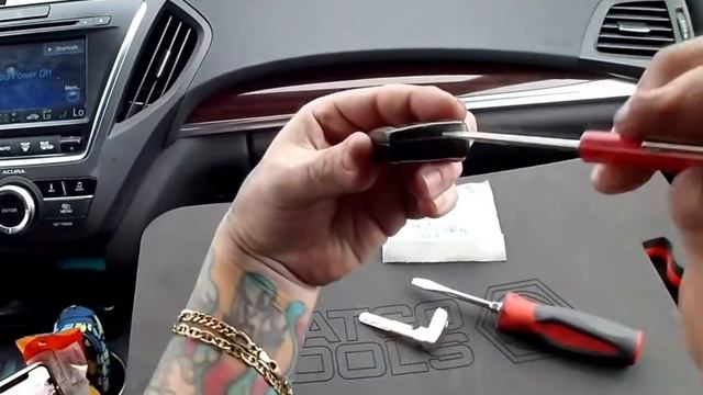 Acura Key Fob Battery Replacement смотреть онлайн