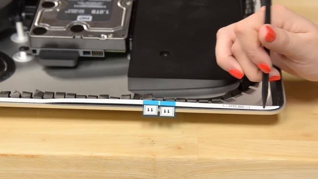 How To Re-Apply Your 27” iMac Display смотреть онлайн