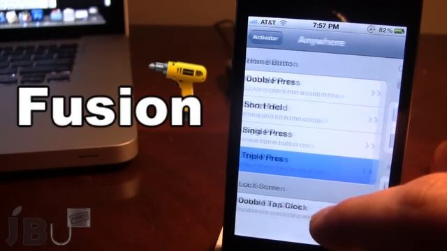 Fusion - Post Status to Twitter & Facebook on iPhone (Cyida Tweak) смотреть онлайн