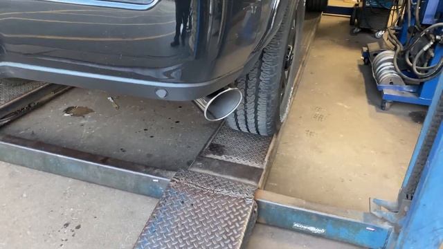 2020 RAM 2500 6.4L HEMI V8 EXHAUST w/ DYNOMAX RACE BULLET! смотреть онлайн