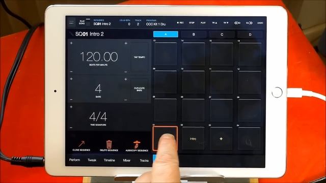 iMPC Pro 2 - Setting Up and Getting Started - Tutorial for the iPad смотреть онлайн