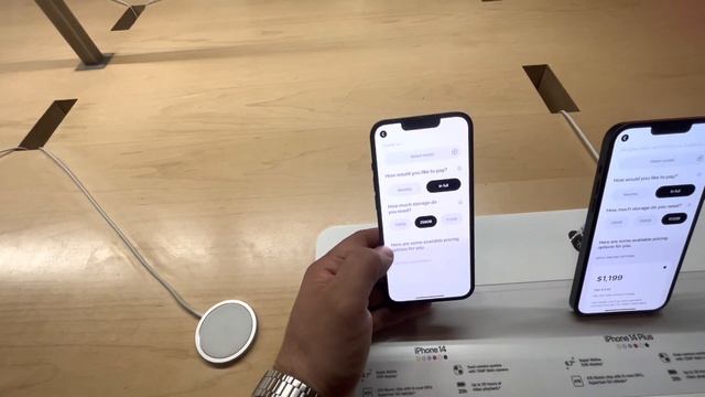 AMERIKA DA TREN ISTASYONUNDA APPLE MAGAZASI ! | iphone 14 Fiyatlari ! смотреть онлайн