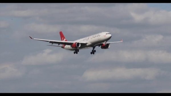 Airbus A330 343 Landing