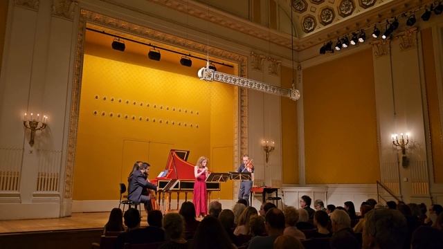 Nicola Matteis: Ground after the Scotch humour l Ensemble Acanthus Baroque смотреть онлайн