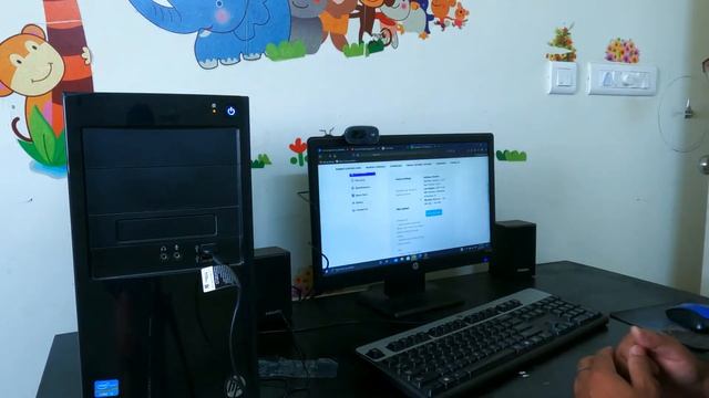 Logitech webcam C270 HD: Installation & initial impressions смотреть онлайн