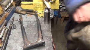 Мотоцикл "Минск". Задняя подвеска. Маятник. Амортизаторы ТМЗ на Минск. Вясновы Буслик ч.8