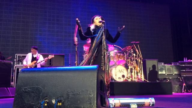Fleetwood Mac - Sara (Auckland, NZ November 22, 2015) смотреть онлайн