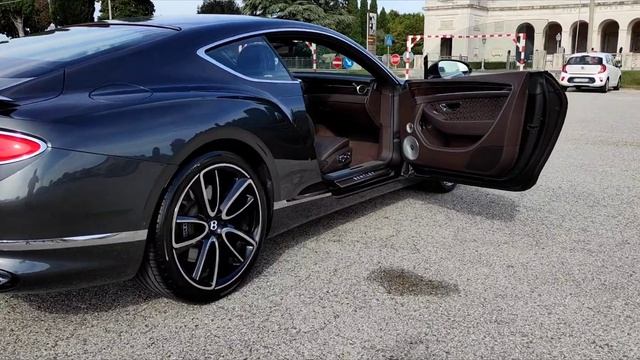 BENTLEY CONTINENTAL GT V12 MULLINER