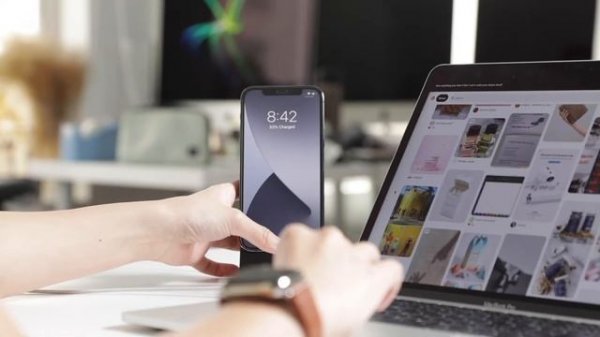 Native Union Rise Dock (MagSafe kompatibel)