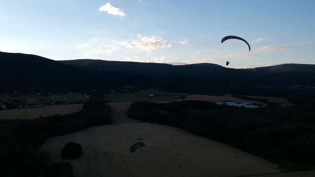 Pepovo večerní výlet na Mac Para Colorado a krosně SpinParamotors смотреть онлайн