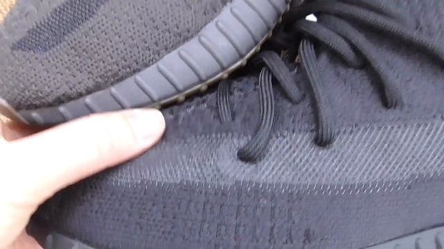 Comparison Review for Yeezy 350 V2 Cinder and Onyx from BrandairjordanShop.ru смотреть онлайн