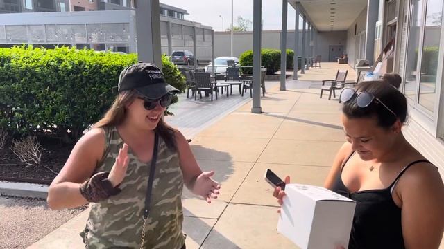 ASKING MAC TO BE MY MAID OF HONOR! Feat. Darron Eats смотреть онлайн