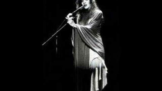 Fleetwood Mac - Sisters Of The Moon (Rough Studio Jam) - 1978 смотреть онлайн