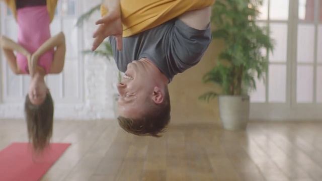 МИХАИЛ БАШКАТОВ И ДМИТРИЙ ГРИНЕВИЧ / КОГДА РЕШИЛ ЗАНЯТЬСЯ ЙОГОЙ смотреть онлайн