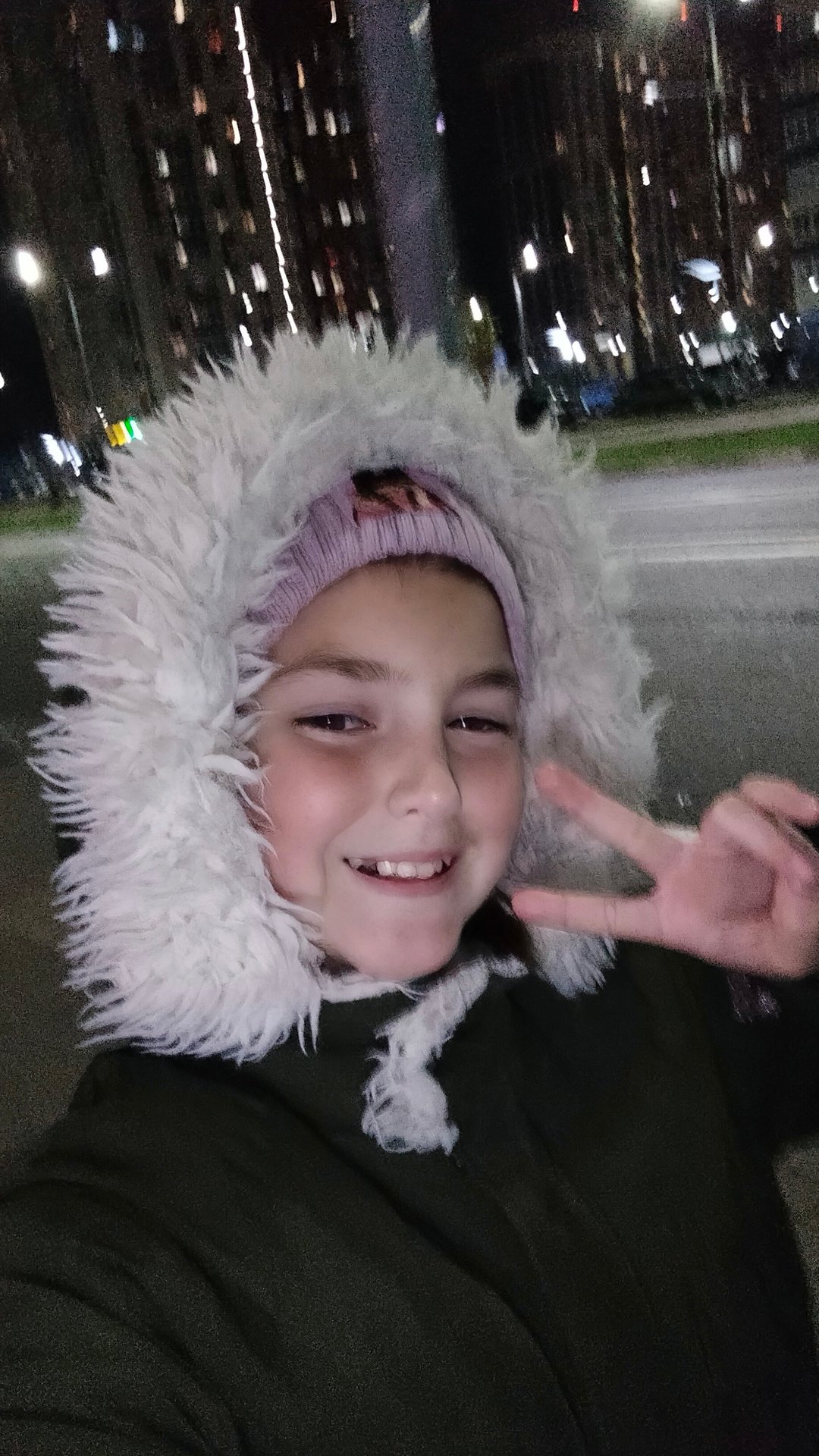 scene_output.mp4 смотреть онлайн