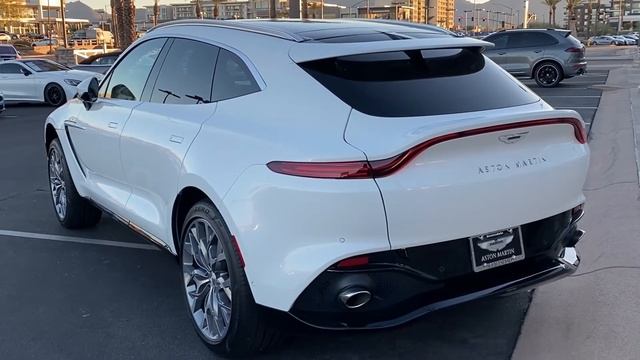 2021 Aston Martin DBX | Stratus White | Twin-Turbocharged | 4.0L V8 | 542HP | 516 Torque | 9 смотреть онлайн